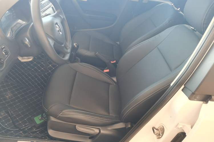 Used Volkswagen Polo 2014 1.4L Manual Fashion Edition
