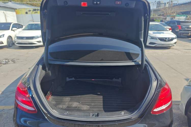 Used Mercedes-Benz E-Class 2017 Restyled E 300 Sport Edition