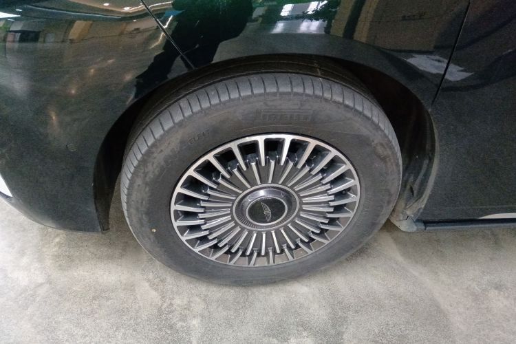 Used  LEVC L380 2025 805 km Flagship Version All-Wheel Drive
