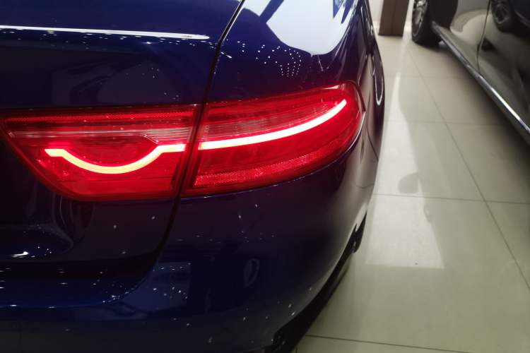 Used Jaguar XEL 2018 2.0T 200 PS Premium Edition
