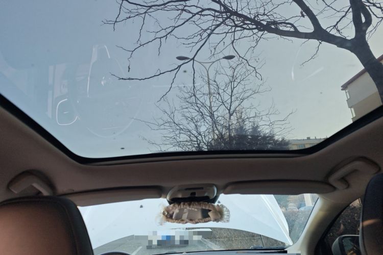 Used Volvo V40 2015 1.6T Zhiyi Edition
