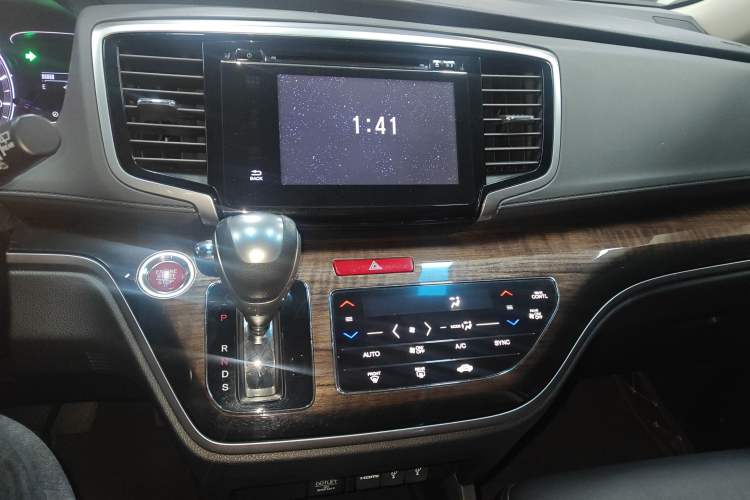 Used Honda Odyssey 2017 2.4L Smart Edition
