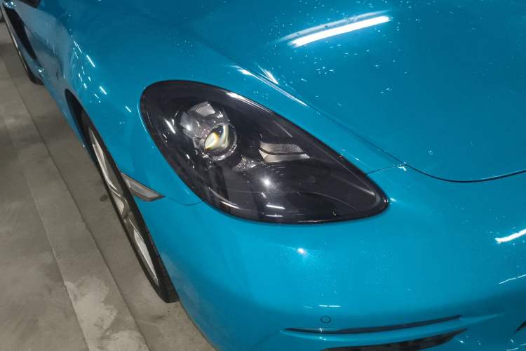 Used Porsche 718 2018 Cayman 2.0T
