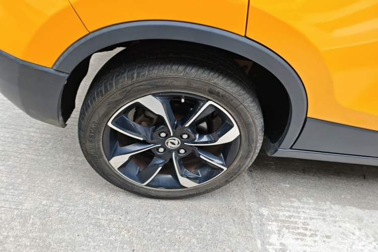 Used Dongfeng Aeolus AX4 2017 1.6L DCT Trendy Style