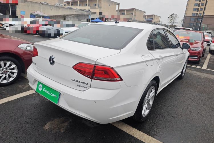 Used Volkswagen Lamando 2017 280TSI DSG Comfort Edition
