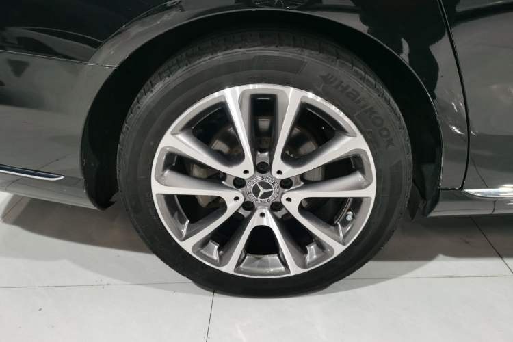 Used Mercedes-Benz E-Class 2020 Facelift E 260 L
