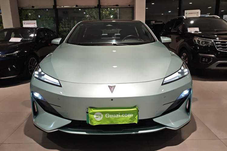 Used  SL03 2023 200Max Range-Extended Version
