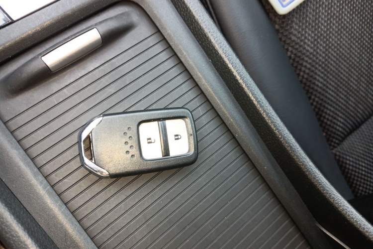 Used Honda Jade 2017 1.8L automatic Comfort version 5 seats