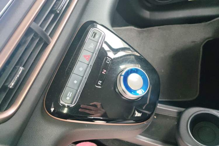 Used ORA White Cat 2022 Xiaoyue Mao Edition 401 km Flagship Model Lithium Ternary