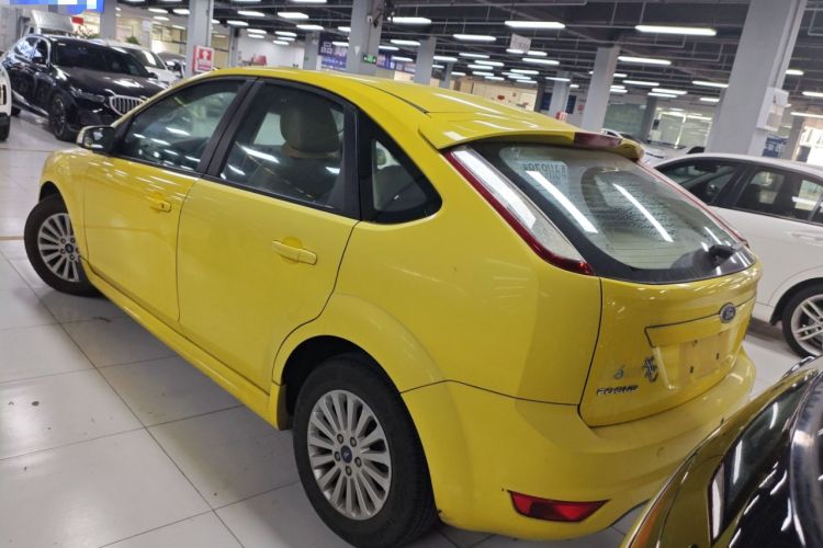 Used Ford Focus 2013 Hatchback Classic 1.8L Automatic Fashion Edition