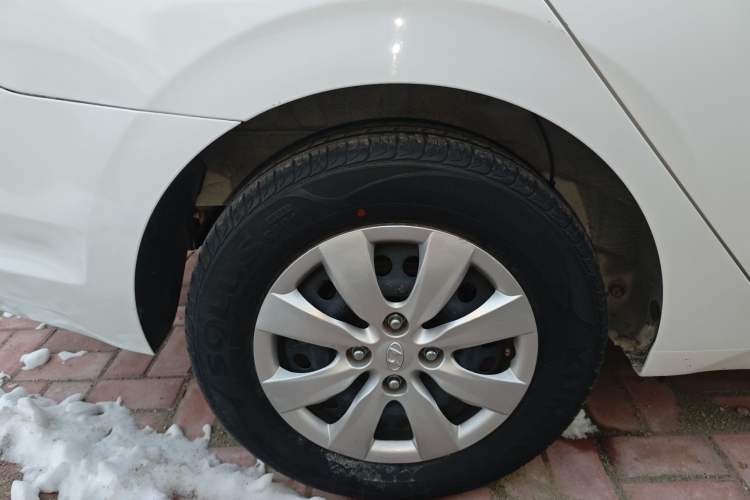 Used Hyundai Verna 2017 1.4L Manual Refreshed Version China V Standard
