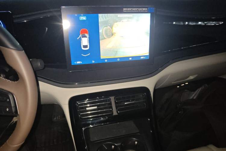 Used BYD Qin PLUS 2024 HONOR Edition DM-i 55KM Leading Model
