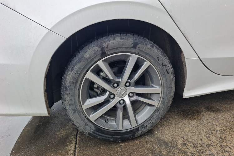 Used Honda Civic 2023 240TURBO CVT Dynamic · Center Stage Special Edition