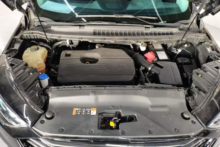 Used Ford Edge 2020 EcoBoost 245 Two-Wheel Drive Titanium 7-Seater
