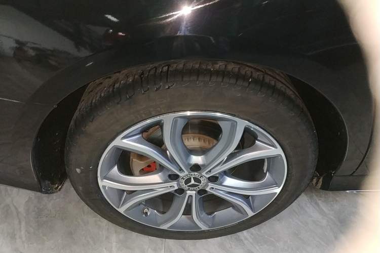 Used Mercedes-Benz E-Class 2020 E 300 L Sporty and Stylish Model
