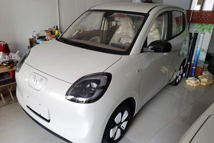 Used Wuling Hongguang MINIEV 2025 Four-Door Version Advanced Edition