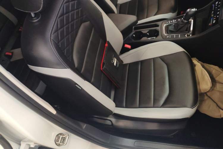 Used Volkswagen Bora 2023 300TSI DSG Prestige Edition