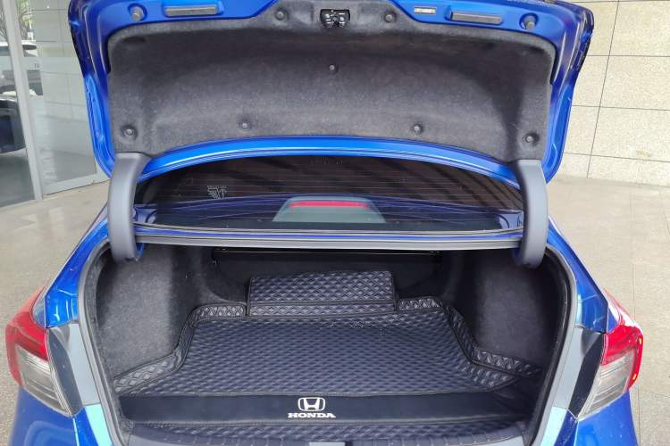 Used Honda Civic 2022 240TURBO CVT Dynamic Edition