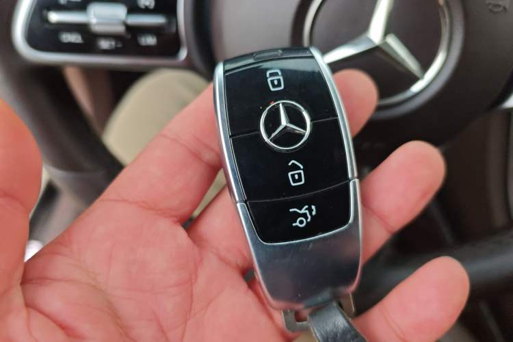 Used Mercedes-Benz E-Class 2019 Facelifted E 300 L Stylish Version
