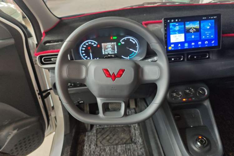 Used Wuling Hongguang New Energy 2025 Extended-Range Hybrid 50KM Comfort Version