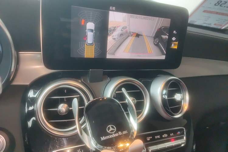 Used Mercedes-Benz GLC 2021 GLC 260 L 4MATIC Dynamic Edition
