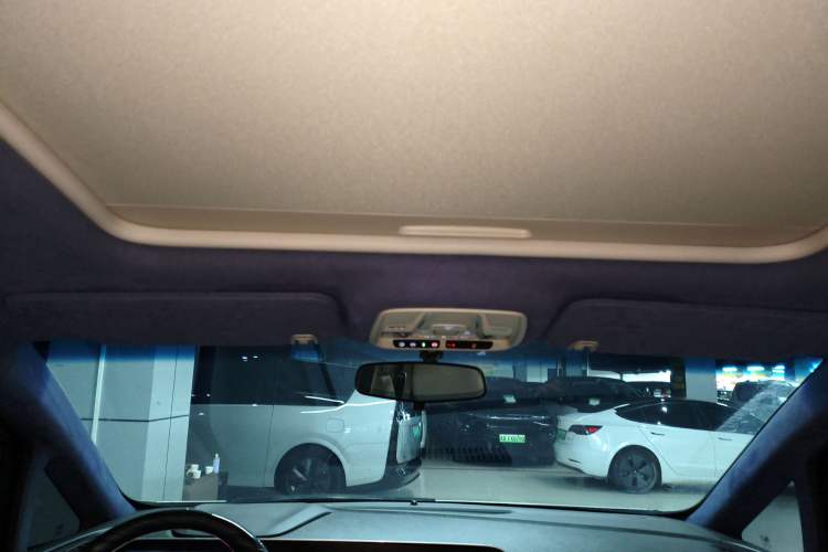 Used Buick GL8 2021 ES Landtrek 653T Comfort Edition