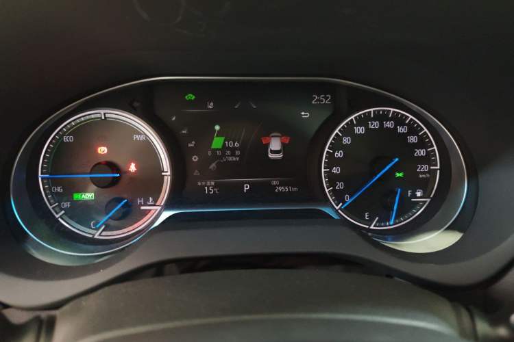 Used Toyota Venza 2022 Dual-Engine 2.5L CVT Two-Wheel Drive Luxury Edition
