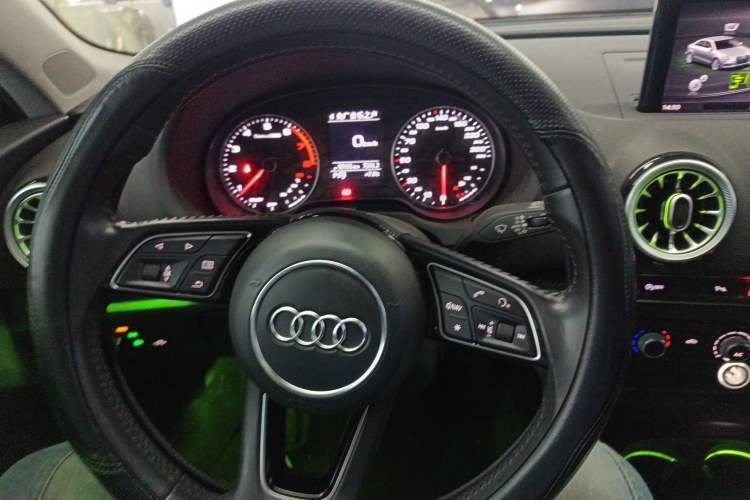 Used Audi A3 2018 30th Anniversary Edition Limousine 35 TFSI Fashion Model