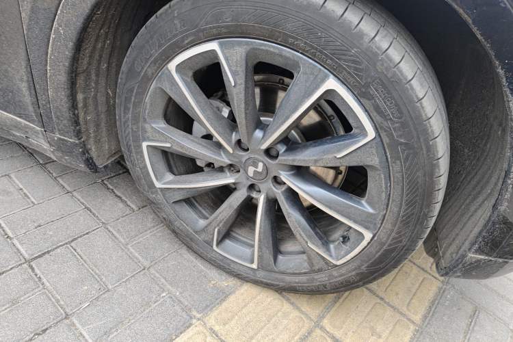 Used ONVO L60 2024 60 kWh Rear-Drive Version