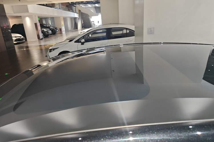 Used Toyota Camry 2024 Dual-Motor 2.0 HGVP Luxury Edition
