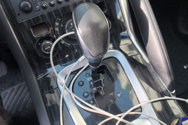 Used Peugeot 3008 2015 1.6THP Automatic Trend Edition
