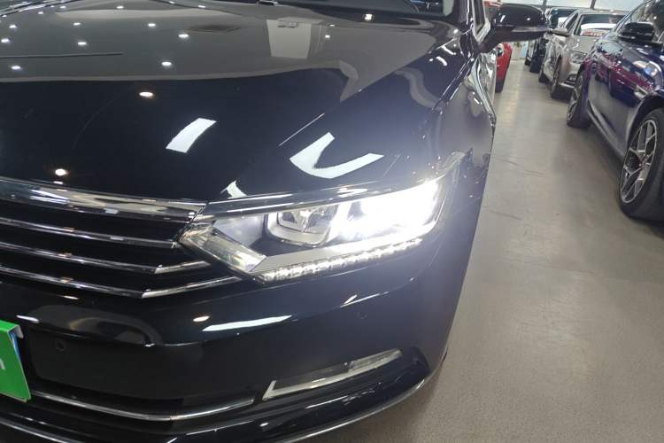 Used Volkswagen Magotan 2019 330TSI DSG Luxury Version China VI Standard
