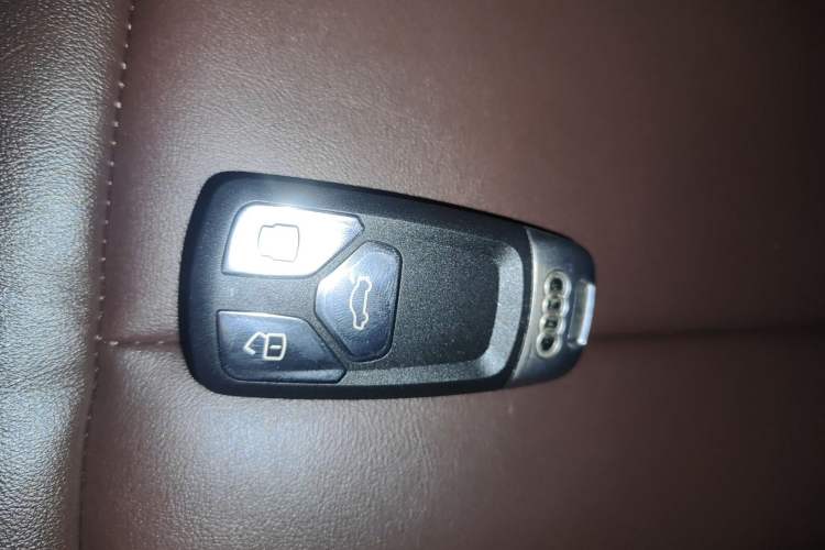 Used Audi A4L 2019 40 TFSI Ambition China VI