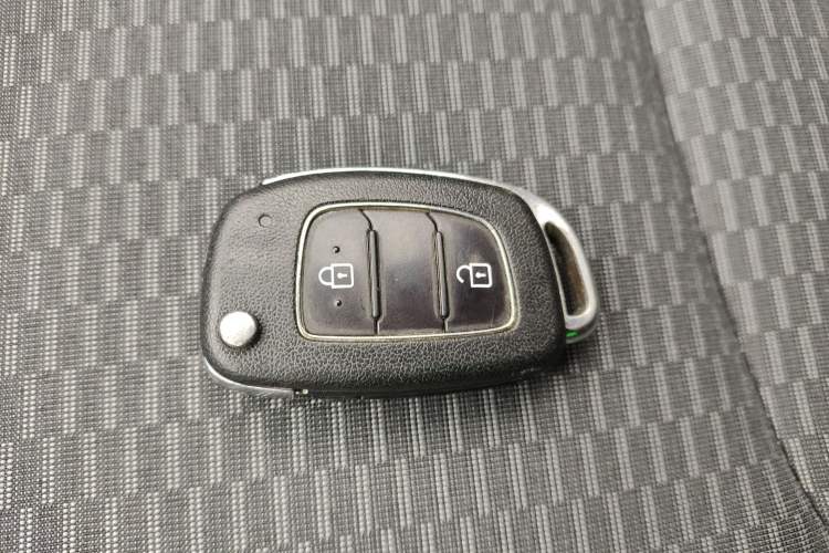 Used Hyundai Verna 2017 1.4L Manual Refreshed Version China V Standard
