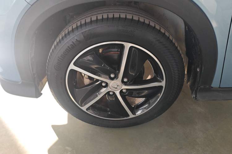 Used Honda Vezel 2020 1.5L CVT Pioneer Edition
