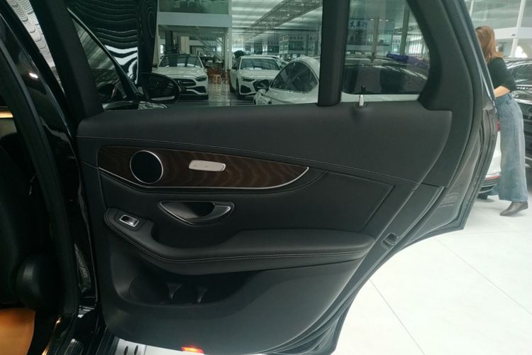 Used Mercedes-Benz GLC 2020 GLC 260 L 4MATIC Luxury Model
