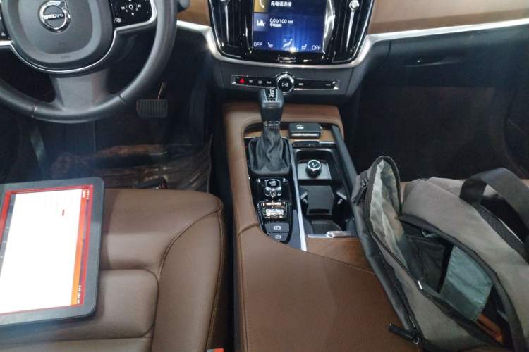 Used Volvo S90 2019 T5 Zhiyi Edition
