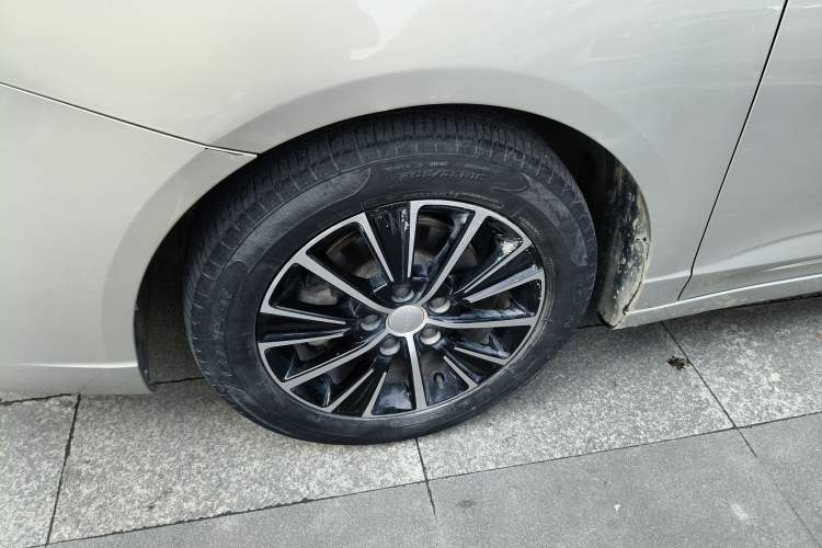 Used Roewe i5 2021 1.5L CVT Diamond Edition
