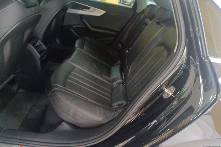 Used Audi A4L 2022 40 TFSI Fashion Dynamic Model