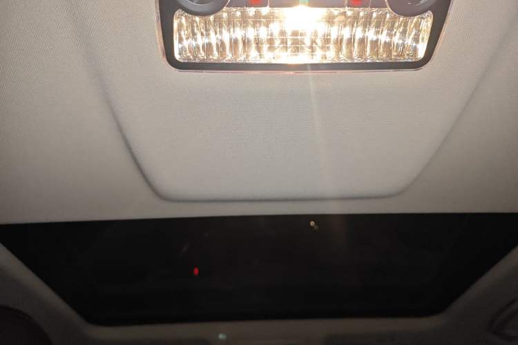 Used BMW 5 Series 2017 525Li Luxury Design Package
