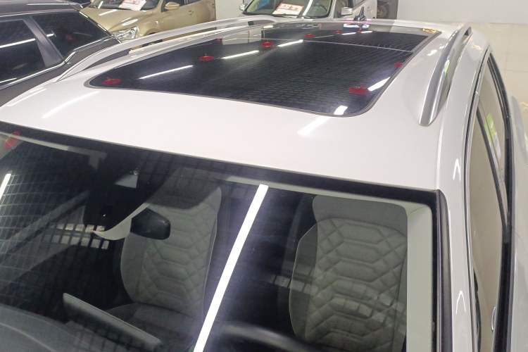 Used Volkswagen Tayron 2023 300TSI Two-Wheel-Drive Luxury Plus Advanced Edition
