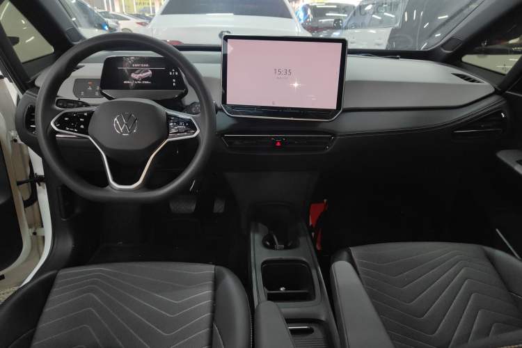 Used Volkswagen ID.3 2025 Smart Version Pure & Intelligent Enjoyment Edition
