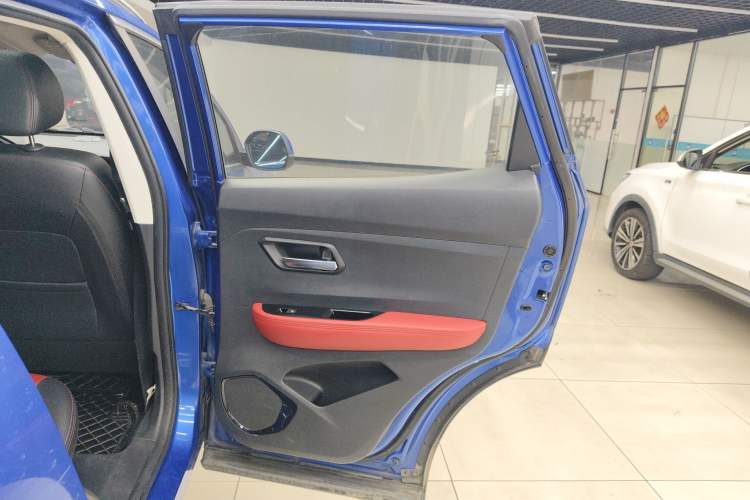 Used Haval H2s 2017 Red-Label 1.5T Dual-Clutch Luxury Model
