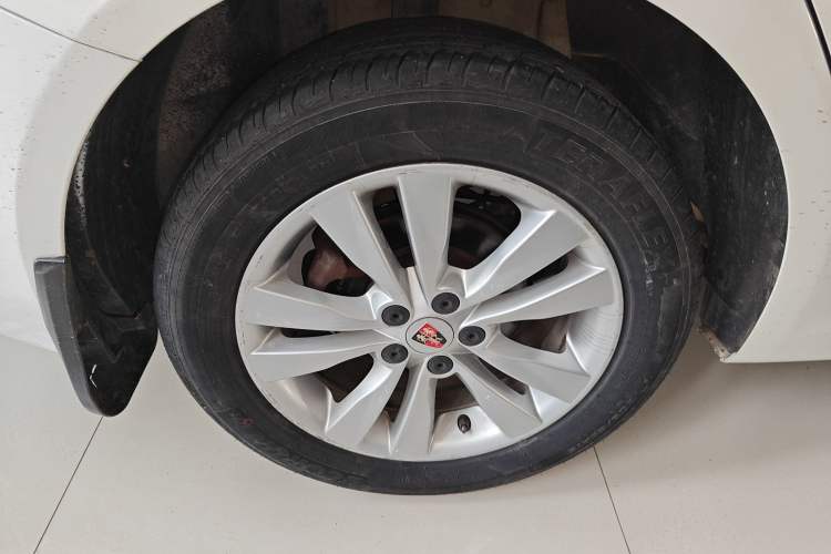 Used Roewe 360 2015 1.5L Automatic Luxury Edition
