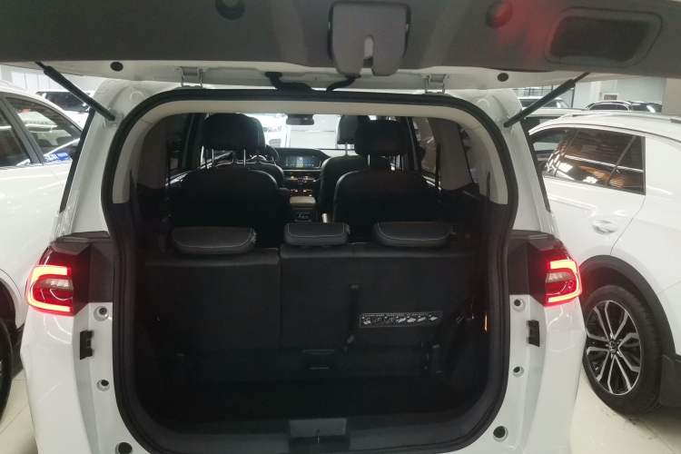 Used GAC Trumpchi M6 2021 PRO 270T Automatic Luxury Edition
