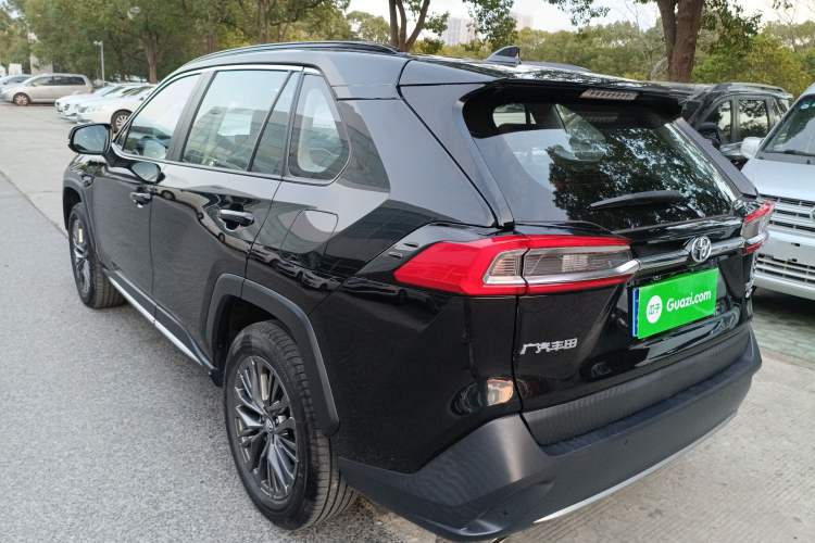 Used Toyota Wildlander 2023 2.0L CVT Four-Wheel Drive Luxury PLUS Edition
