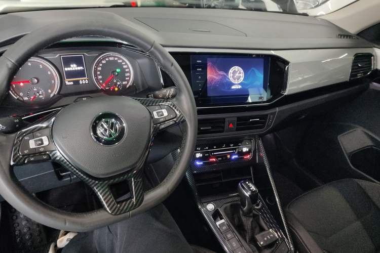 Used Volkswagen Tayron 2020 330TSI Two-Wheel Drive Luxury Smart Connectivity Version
