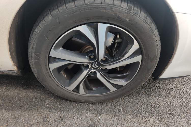 Used Citroen C5 2017 380THP Automatic Luxury Model
