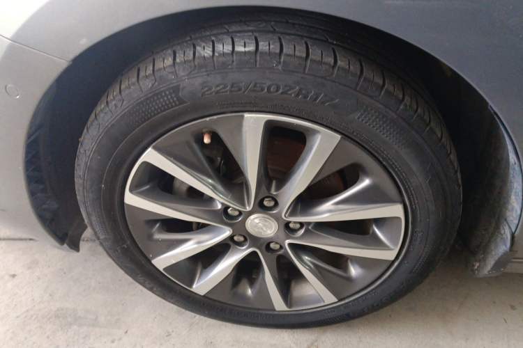 Used Buick GL6 2018 18T 6-Seater Prestige Model
