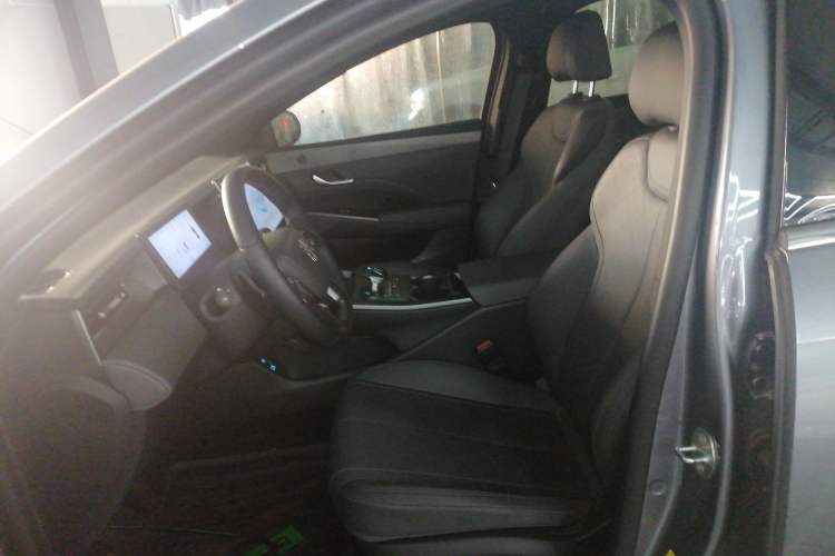 Used BYD Qin PLUS 2025 DM-i Smart Drive 120KM Superior Model